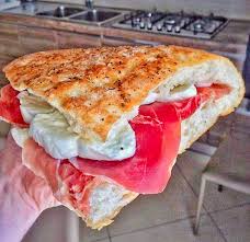 Focacceria signature dishes Focaccia with Prosciutto
Italian Hero Sandwich
Meatball Parmigiana Sandwich